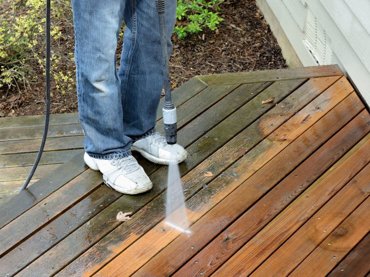 How to Clean a Deck