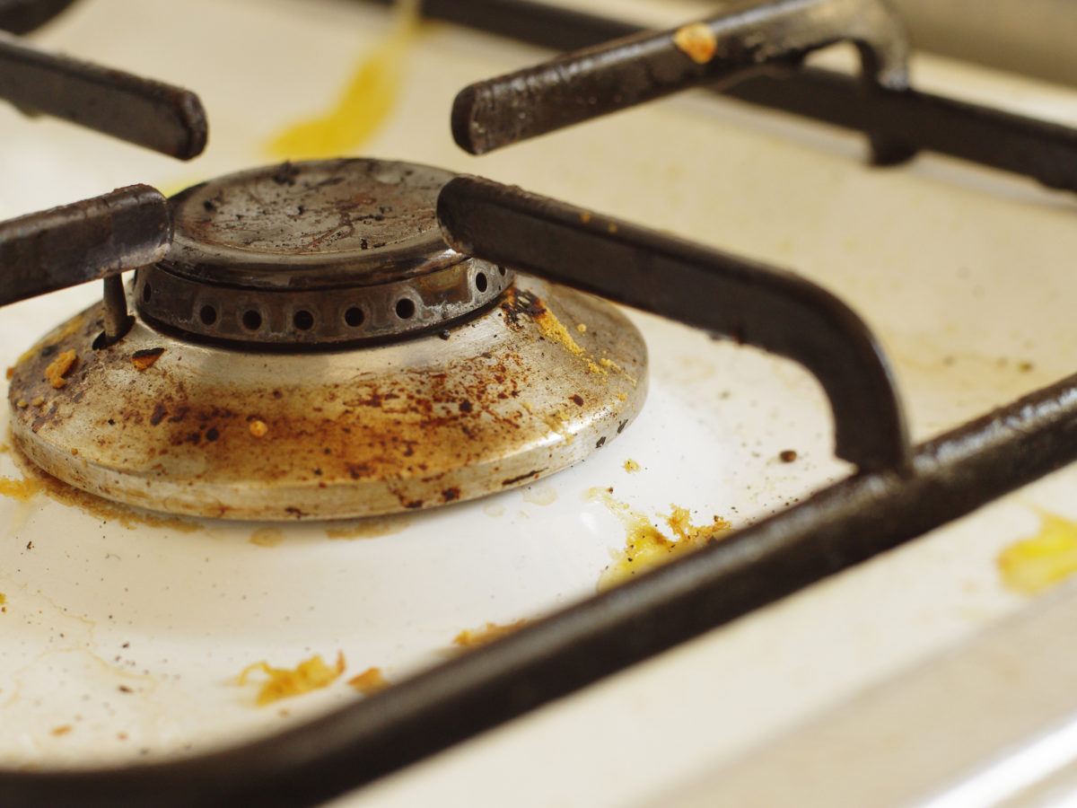 small amount of grease in kitchen sink